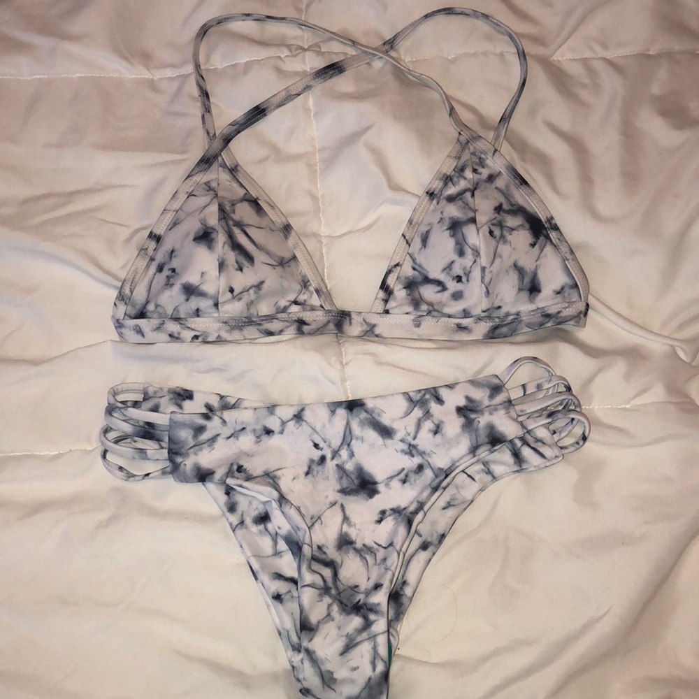 Marble Print Bikini Set